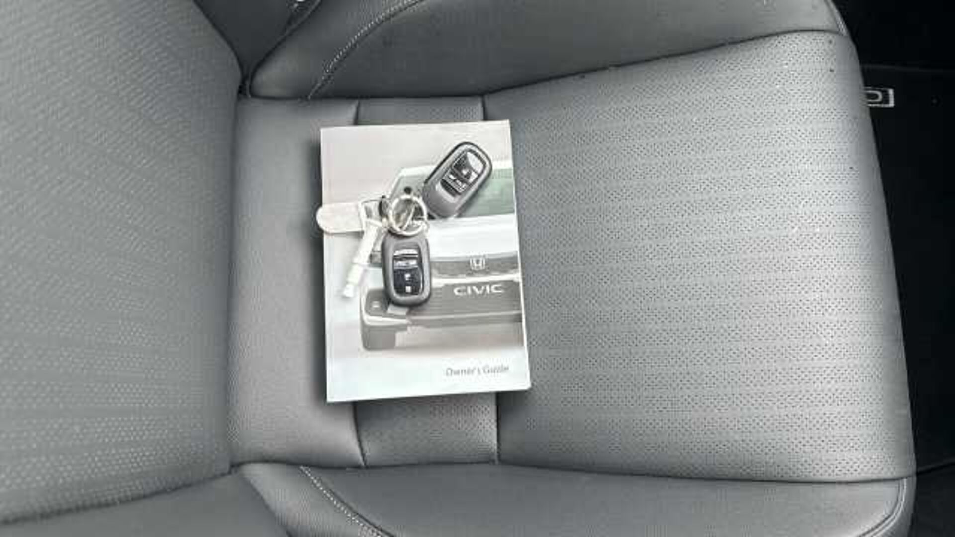 Honda Civic Hybrid 2.0 eHEV Advance 5dr CVT 