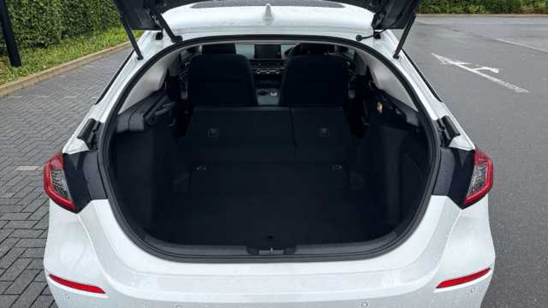 Honda Civic Hybrid 2.0 eHEV Advance 5dr CVT 