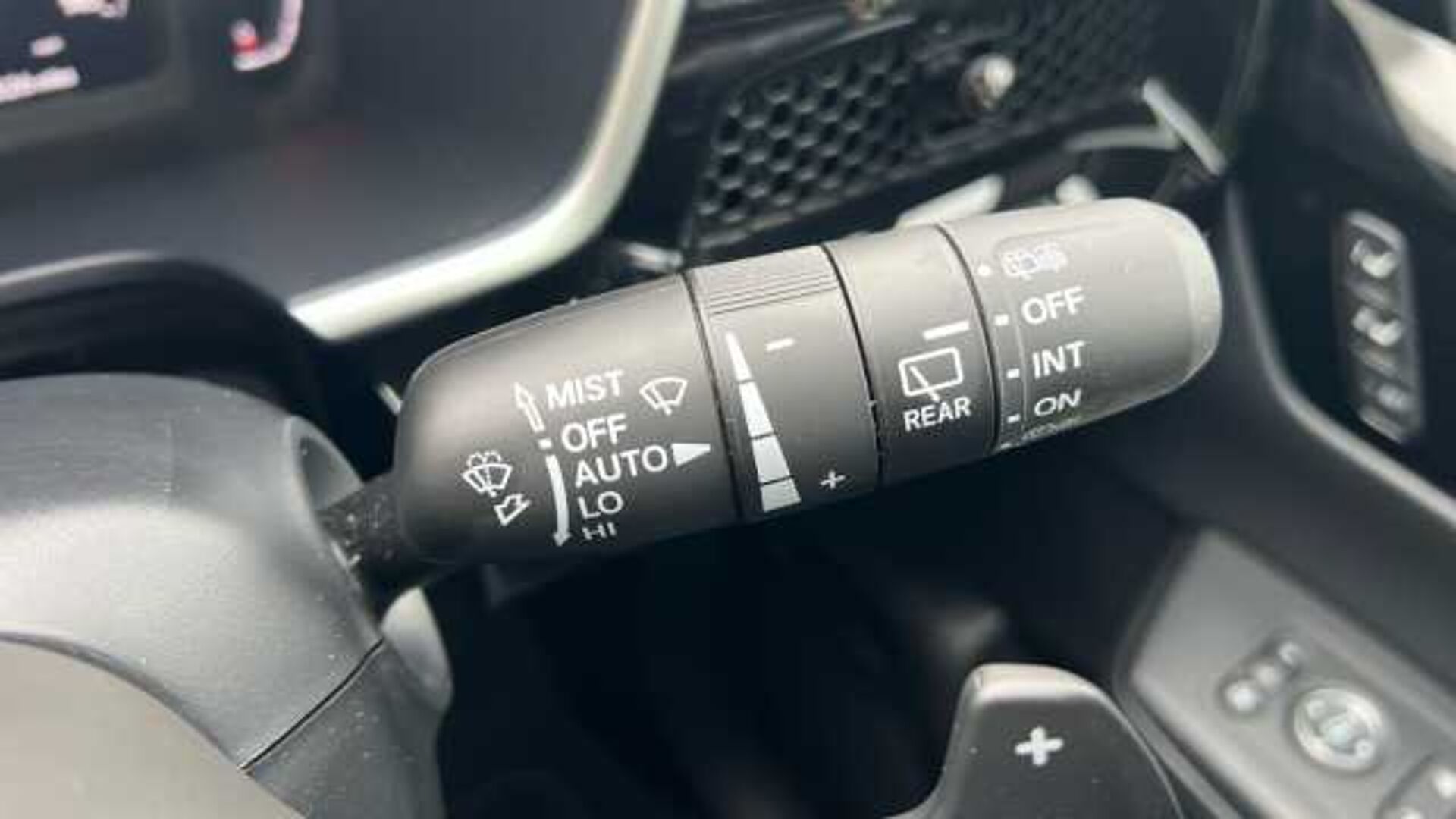 Honda CR-V Hybrid 2.0 eHEV Advance 5dr eCVT 