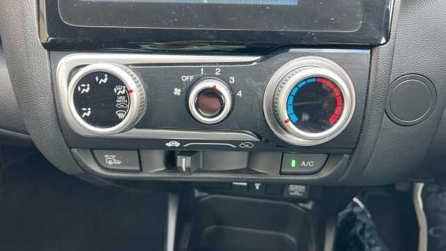 Honda Jazz 1.3 SE 5dr CVT 