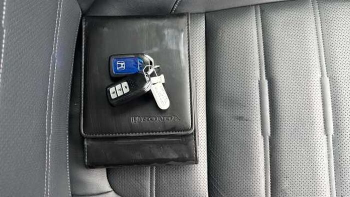 Honda CR-V Hybrid 2.0 i-MMD Hybrid SR 2WD 5dr eCVT 