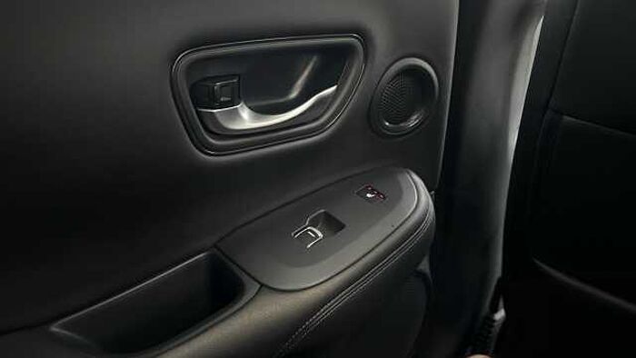 Honda ZR-V e:HEV 2.0 eHEV Advance 5dr CVT 