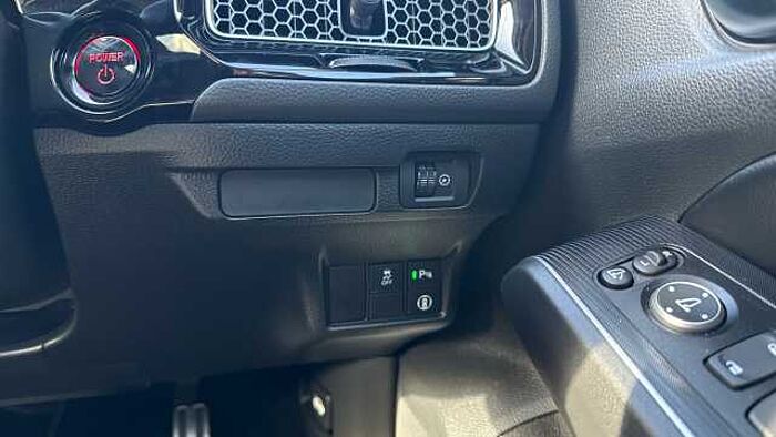 Honda Civic Hybrid 2.0 eHEV Advance 5dr CVT 