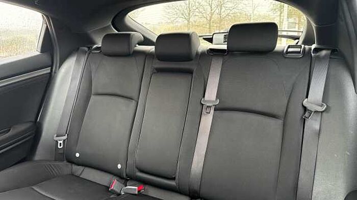 Honda Civic 1.5 VTEC Turbo Sport 5dr 