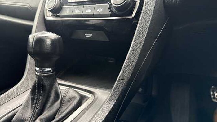 Honda Civic 1.5 VTEC Turbo Sport 5dr 