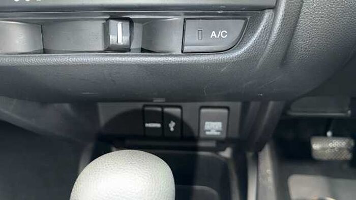 Honda Jazz 1.3 SE 5dr CVT 