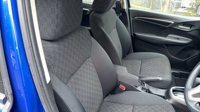 Honda Jazz 1.3 SE 5dr CVT 