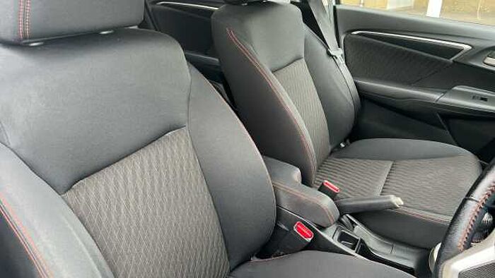 Honda Jazz 1.5 i-VTEC Sport Navi 5dr 
