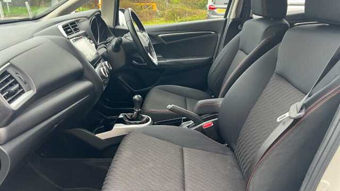 Honda Jazz 1.5 i-VTEC Sport Navi 5dr 