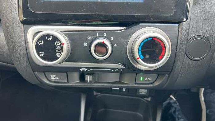 Honda Jazz 1.3 SE 5dr CVT 