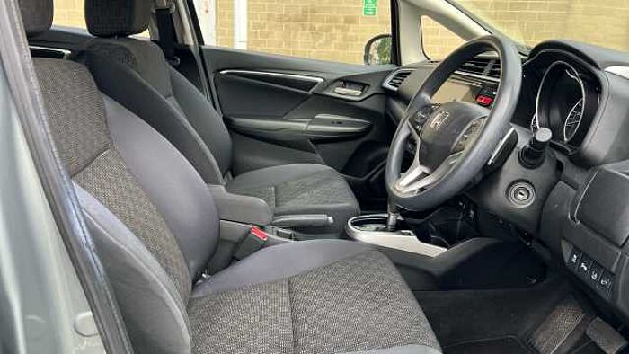 Honda Jazz 1.3 SE 5dr CVT 